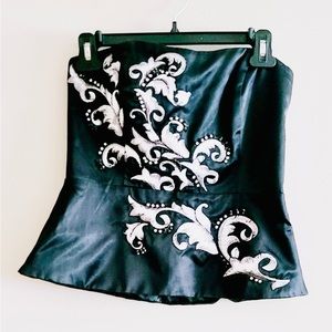 WHITE HOUSE BLACK MARKET Black